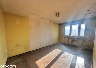Ustawna kawalerka z oddzielną kuchnią | Mysłowice, Centrum