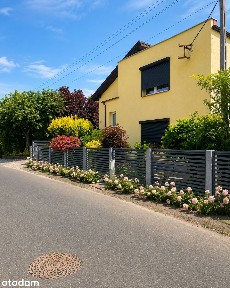 Przestronny dom 217 m² z dużą działką 1413 m² i garażem 82 m²