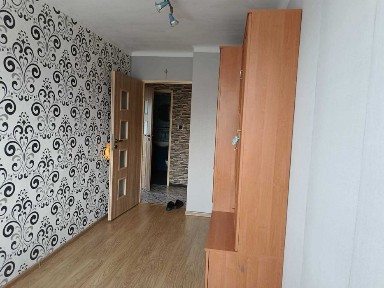 2-pokojowe mieszkanie blisko PKP i szkoły 5