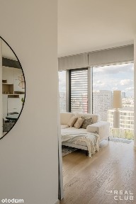 Cosmopolitan | sprzedaż | Panorama miasta