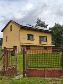 Dom 255 m² po kapitalnym remoncie + PV 9 kW - Warszawa 35 min