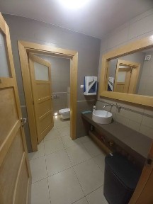 Lokal biurowo - usługowy 20 mkw media w cenie
