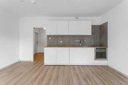 4 pokoje, os. Batorego, 65 m2, balkon, UMEBLOWANE!