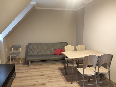 Kawalerka na wynajem 2300, z czynszem