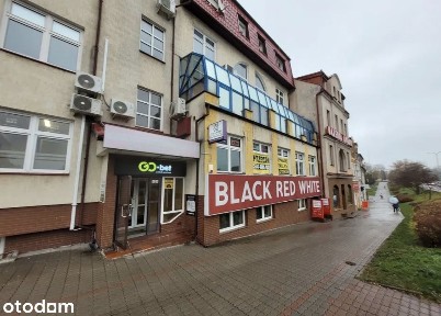 Lokal usługowy na sprzedaż - parter w centrum