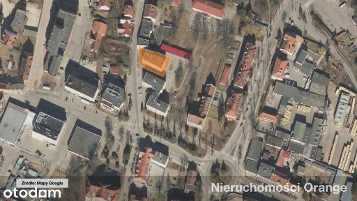 Budynek biurowy z parkingiem w centrum miasta