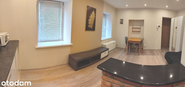 kawalerka 25m2, 1600,-zl/mies.plus 400,-zl oplaty