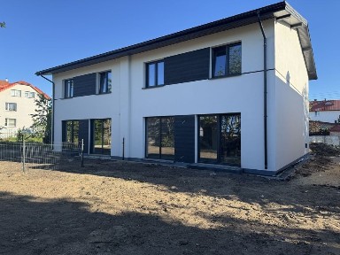 Dom w zabudowie bliźniaczej - ostatni segment