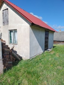 Sprzedam dom do remontu we wsi Mętna