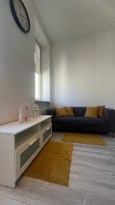 (11c) Bezpośrednio wynajmę kawalerkę Mielczarskiego 16