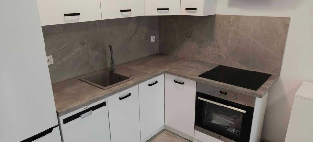 mieszkanie 2 pokojowe 39m2 z ogródkiem 50m2 w Oleśnicy przy pogodnym centrum- OD ZARAZ