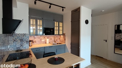 40 m2, 2 pokoje, miejsce parkingowe, E. Habicha 12