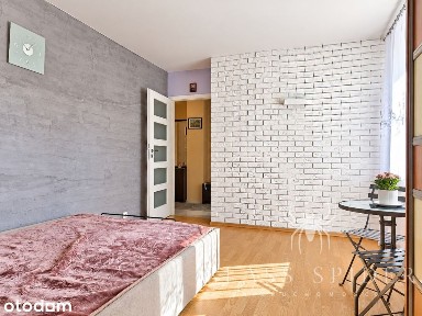 ⚡Metro⚡ balkon ⚡oddzielna kuchnia⚡ duży pokój⚡