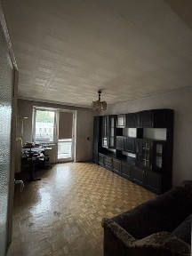 I PIĘTRO Mieszkanie w centrum 42.3m2 do remontu