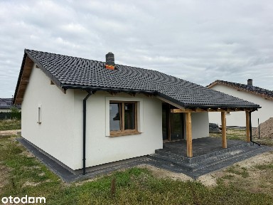 Dom wolnostojący parterowy - pompa ciepla