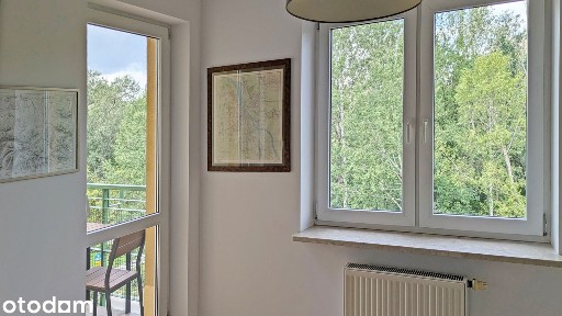 Jasne i komfortowe mieszkanie z widokiem na Aleję Kasztanową