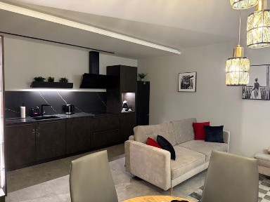 2 pokoje 51 m² | centrum Łodzi | Biała Kamienica | umeblowane