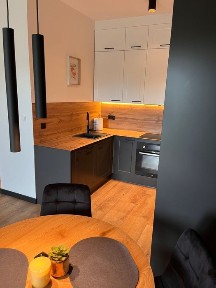 Nowe i Komfortowe mieszkanie 43m z garażem i kom.