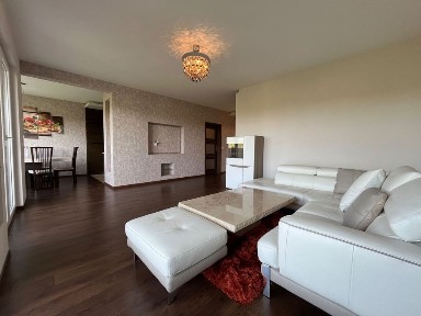 Trzypokojowy, komfortowy apartament o pow. 88 m2 na nowym osiedlu, duży balkon z widokiem na zieleń
