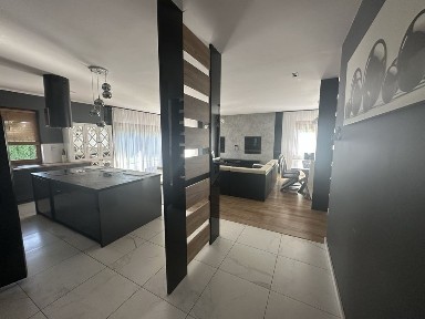 PRZESTRONNY DOM PARTEROWY 210 m² /działka 1000 m² /garaż dwustanowiskowy /1 km od Kątów Wrocławskich/ 15 km od Bielan Wrocławskich