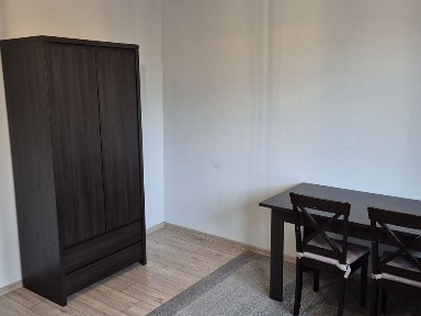 Wynajem mieszkania 2 pokoje I osobna kuchia I balkon