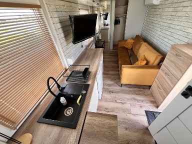 Wyposazony Domek Mobilny Całoroczny | Tiny House | Mobile Home /Klimatyzscja,ogrzewanie /TV / Kuchnia / media /wynajem / wiejski domek / wies