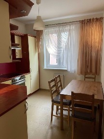 Dwupokojowe mieszkanie z odzielną kuchnią w Łodzi, Janów