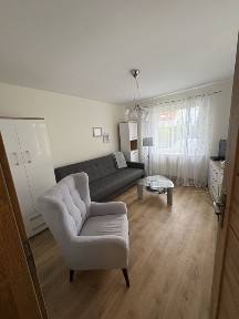 Wolnostojaca kawalerka na wynajem na prywatnej posesji Suchanino Morena