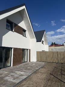 OSTATNI dom znalazł właścicieli.