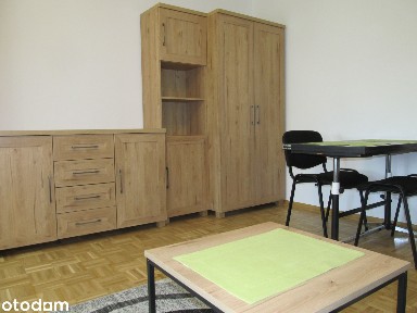 2-pok. w plombie z 1990r, 50m2, balkon,piwnica,6-pietro,winda,internet