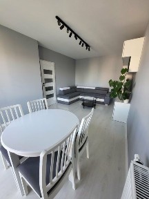 2 oddzielne pokoje | 43.75 m | balkon 6.5 m | Warszawa | Skarbka z Gór | budynek z 2019 r.