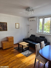 4 - pokojowe mieszkanie w centrum Warszawy