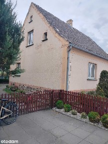 Przytulny dom z ogrodem.