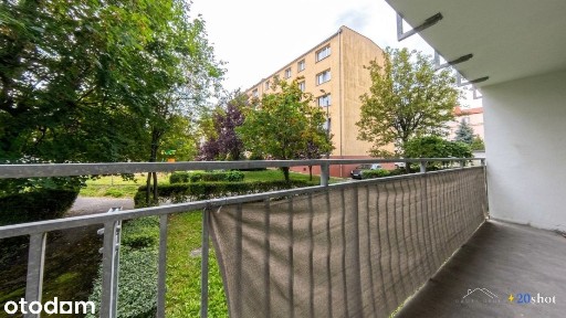 Mieszkanie z dużym balkonem