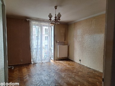 BEZPOŚREDNIO 2 pokoje na Koszykowej przy MDM - do remontu