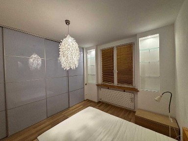 Wynajmę 2 pokojowe mieszkanie | 52 m² | Winda | Balkon | Widok na Plac Hallera | Praga Północ