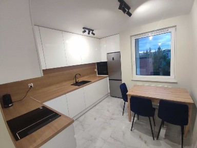3 niezależne pokoje w nowym apartamentowcu ul Żmujdzka (1700zł na osobę z czynszem)