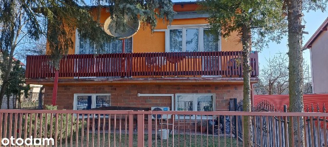 Dom 230 m² z garażem 42 m² (z poddaszem) i halą garażową 57 m²