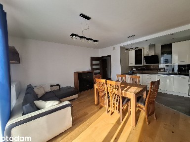 Mieszkanie z balkonem i garażem w Poznaniu - Smolna