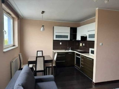Bezpośrednio wynajmę kawalerkę w apartamentowcu przy ul.Strzegomskiej