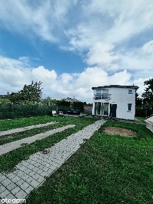 CAŁOROCZNY DOMEK REKREACYJNY 70 m² + WERANDA 16 m², WYSPA PUCKA