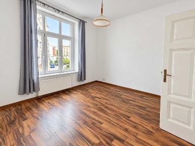 Stare Miasto | ul. Zyblikiewicza | 120m | 1. piętro | balkon | 2 łazienki