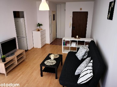 Mieszkanie w Gdyni z balkonem i windą 39m BEZ POŚREDNIKÓW