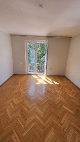 Przestronne | 2 pokoje | Balkon | Blisko centrum | osobna kuchnia