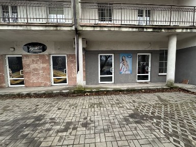 Sprzedam lokal handlowo-usługowy