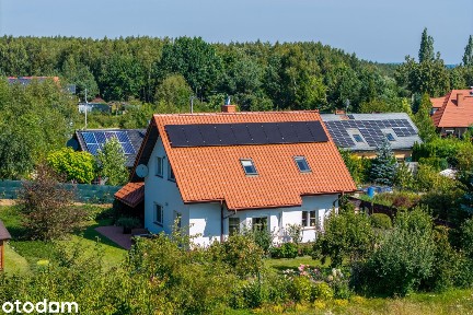 Wyjątkowy, zadbany dom wolnostojący w malowniczej, spokojnej okolicy.