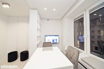 Biuro- Lokal użytkowy- ścisłe centrum, obok dworca