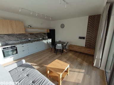 Wynajmę mieszkanie 2 pok. 49m2, 4 Pory Roku + garaż