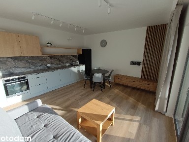 Wynajmę mieszkanie 2 pok. 49m2, 4 Pory Roku + garaż