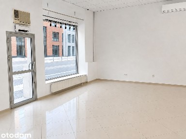 Lokal handlowy 65 m² Reymonta witryny